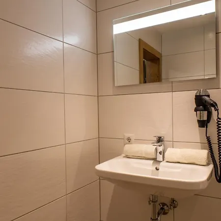 酒店 Dreilaendereck