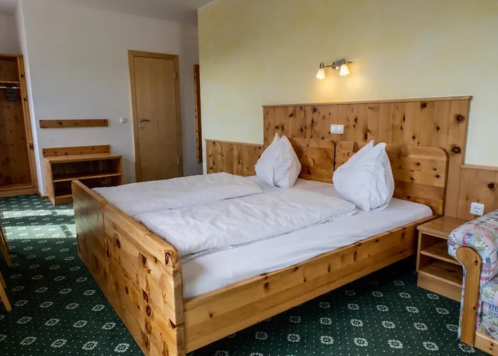 Dreilaendereck Schwarzenberg am Bohmerwald