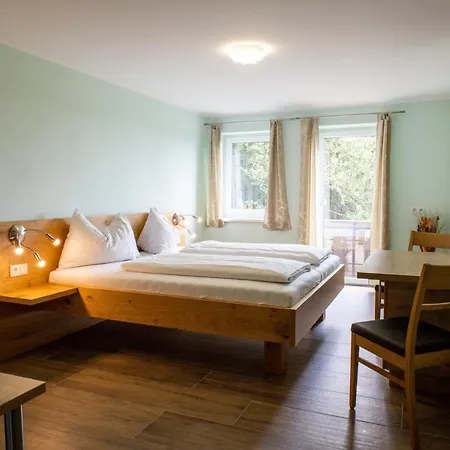 Dreilaendereck Schwarzenberg am Bohmerwald