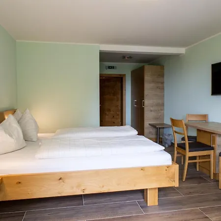 Dreilaendereck Schwarzenberg am Bohmerwald